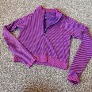 Lululemon less cropped half zip size 8